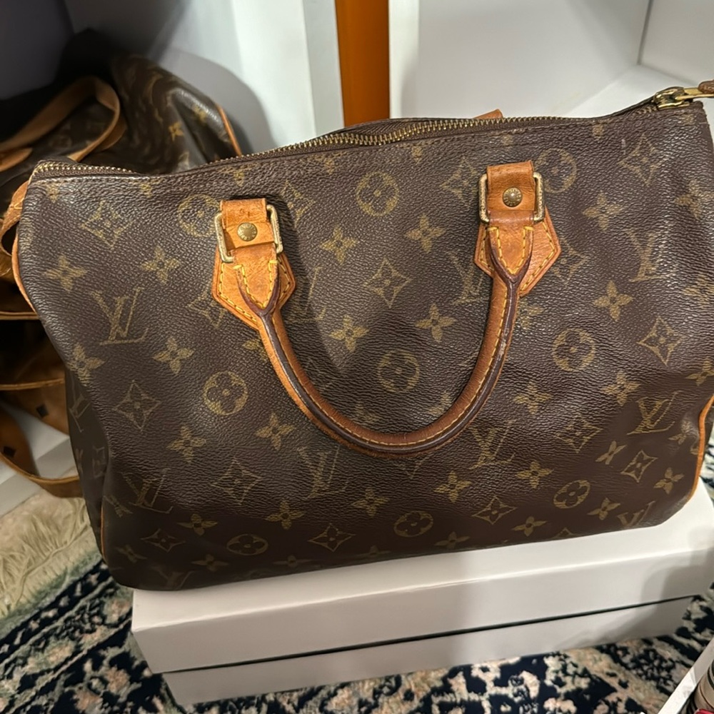 Vintage Louis Vuitton Speedy size 30